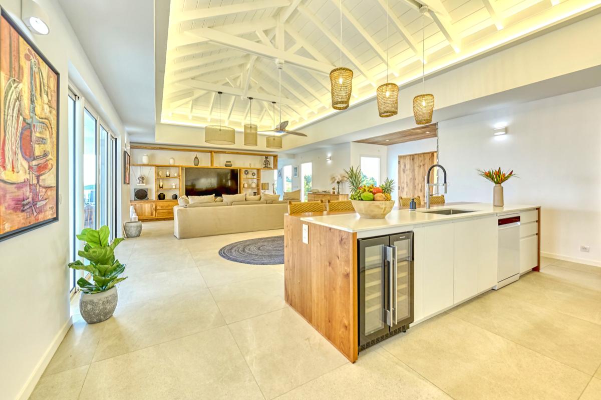 46.Location villa de luxe piscine vue mer Ste Anne Guadeloupe_Pièce de vie